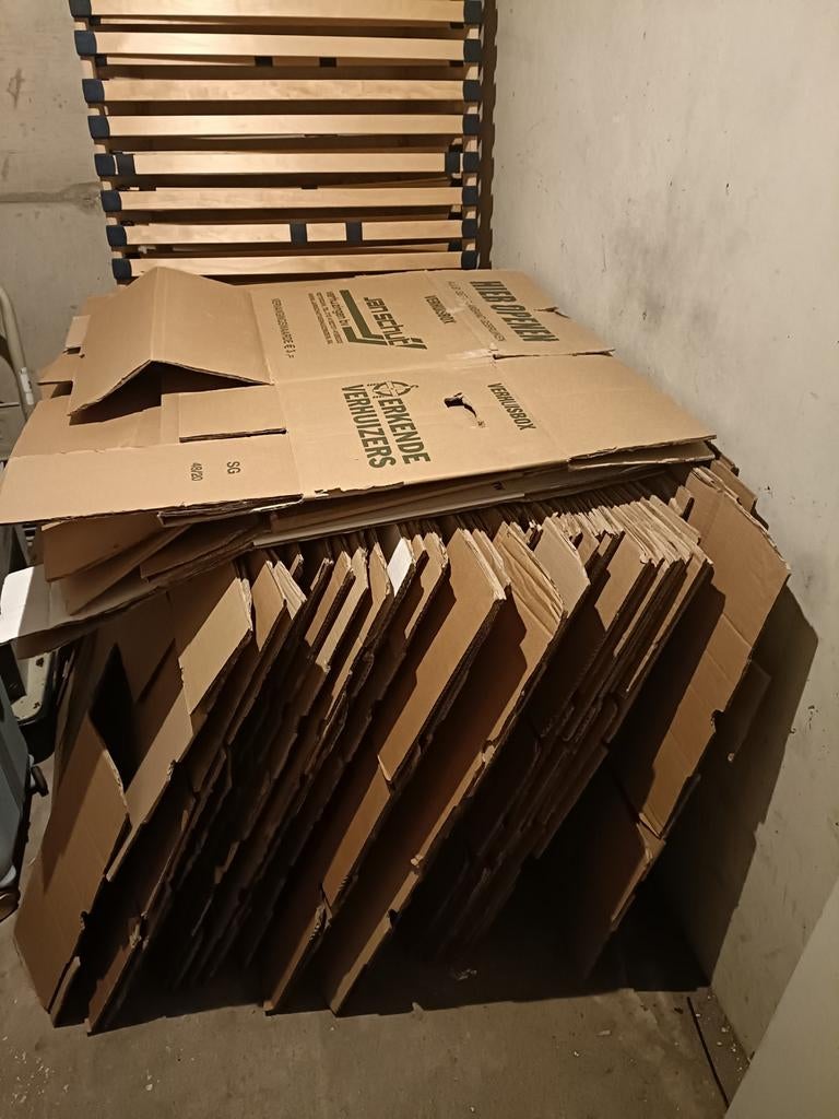 Verhuisdozen - ideaal voor uw verhuizing, Ophalen, 40 tot 60 cm, Opvouwbaar, 50 tot 75 cm