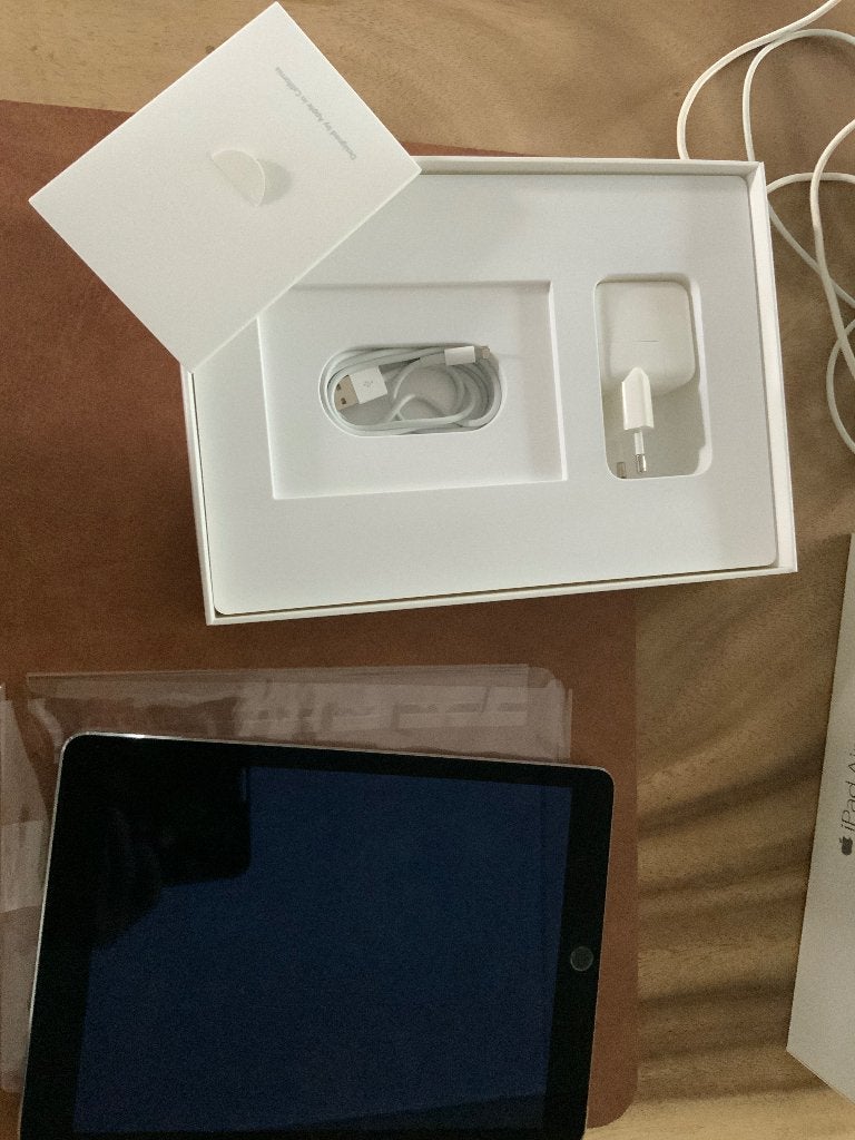 Apple IPad A1566, Computers en Software, Apple iPads, 10 inch, Gebruikt, Apple iPad, Ophalen of Verzenden