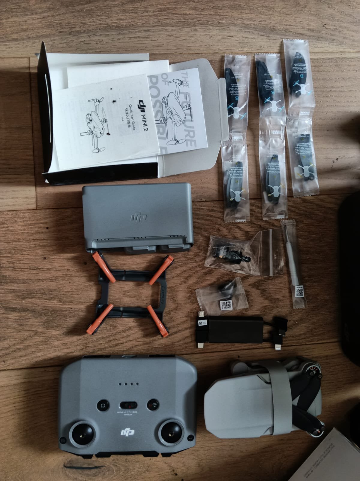 DJI mini 2 fly more combo te koop weinig gebruikt, Audio, Tv en Foto, Drones, Ophalen of Verzenden, Zo goed als nieuw