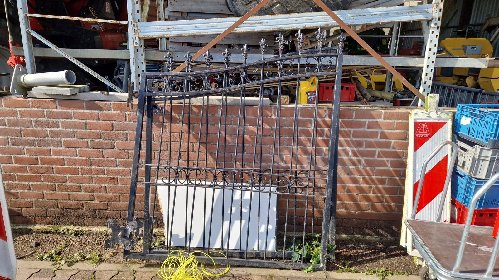 Antieke poort, Ophalen, Zo goed als nieuw, IJzer, Sierhekwerk