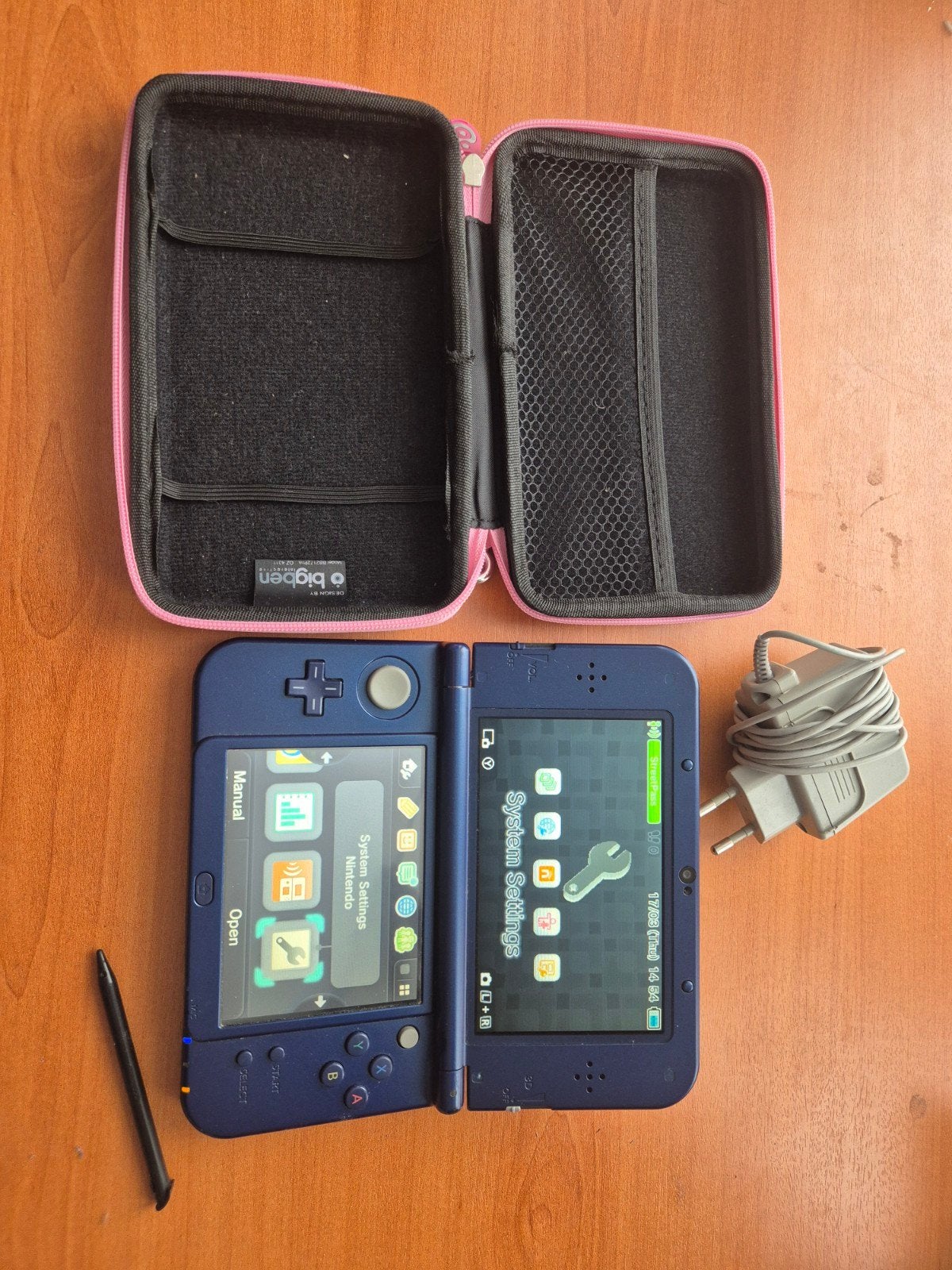 Nintendo new 3ds xl top ips, Spelcomputers en Games, Spelcomputers | Nintendo 2DS en 3DS, Zo goed als nieuw, 3DS, Blauw, Met beschermhoes of tas