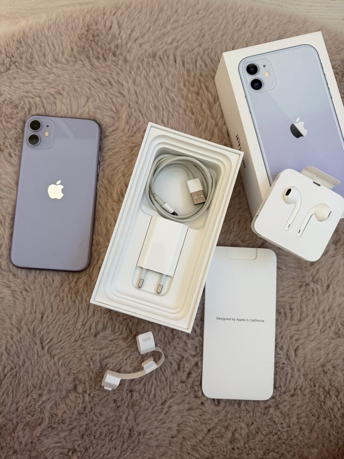 Zo goed als nieuwe iPhone 11 Paars 64GB compleet, Telecommunicatie, Mobiele telefoons | Apple iPhone, Ophalen, Paars, IPhone 11