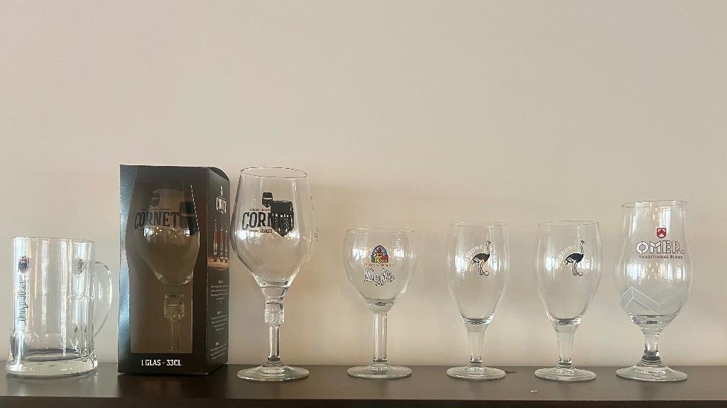 Bierglazen - 7 stuks, Ophalen of Verzenden, Zo goed als nieuw, Bierglas
