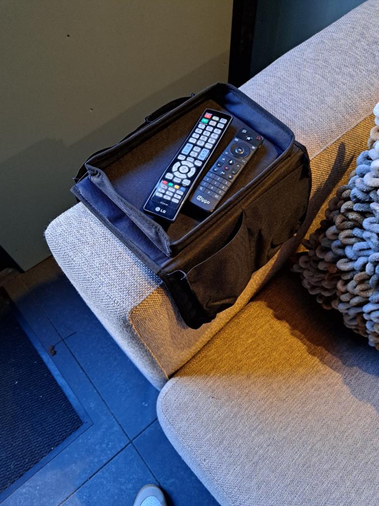 2 stuks Sofa Organizer met Dienblad en Vakken - Zwart, Zwart, Ophalen of Verzenden, Zo goed als nieuw, Modern