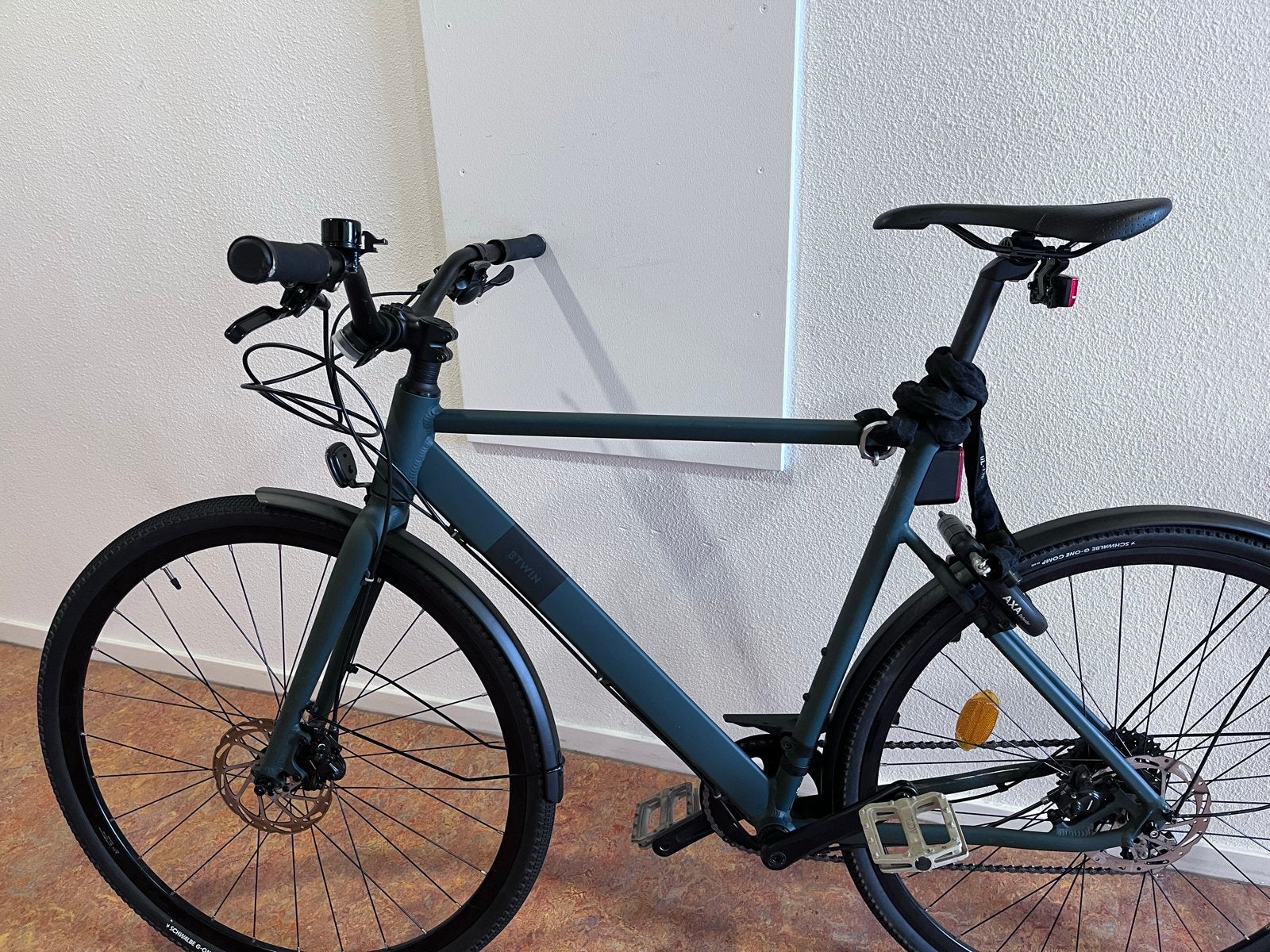 Elops 900 stadsfiets met hydraulische remmen en comfort upgr, Ophalen, Gebruikt, Schijfrem, Overige merken