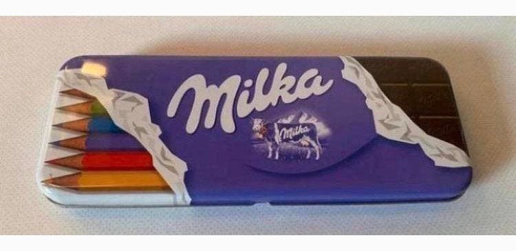Rechthoekig pennenblikje van Milka.  Afm. 30x8x2 cm., Verzamelen, Blikken, Ophalen of Verzenden, Zo goed als nieuw, Overige, Overige merken