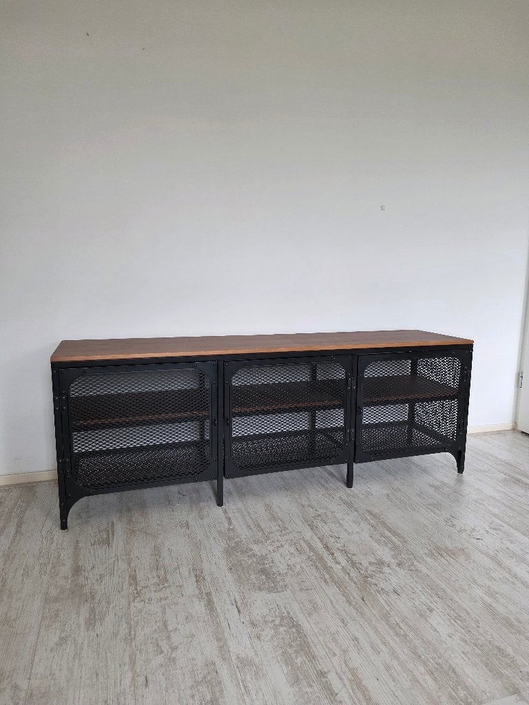 Fjällbo tv-meubel, Ophalen, Grenenhout, 100 tot 150 cm, Zo goed als nieuw