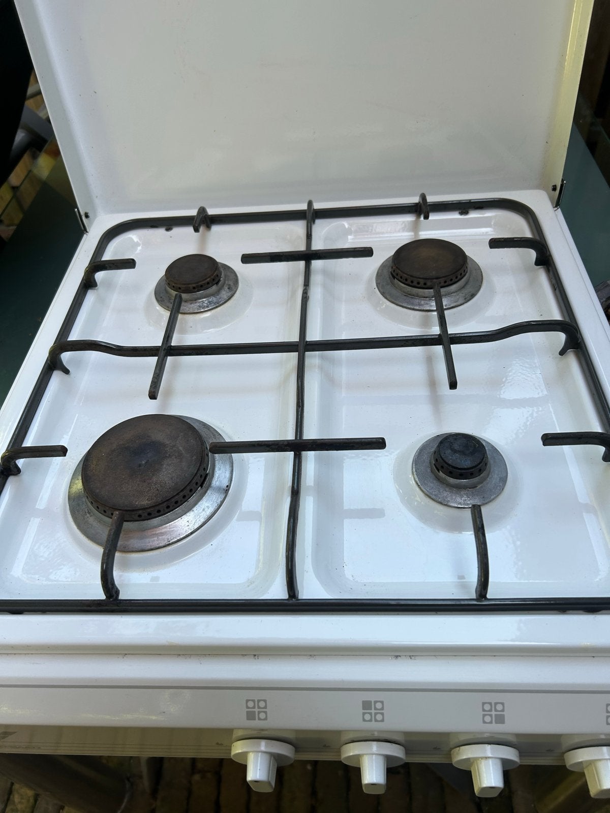 4 pits gasstelop gasfles, Gebruikt, Gas, 85 tot 90 cm, 4 kookzones
