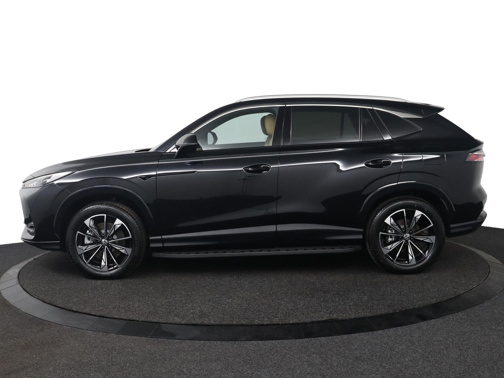 MG MG HS PHEV 1.5 Luxury | Madness Edition | Verschillende k, Auto's, 4 cilinders, Nieuw, Hybride Elektrisch/Benzine, SUV of Terreinwagen