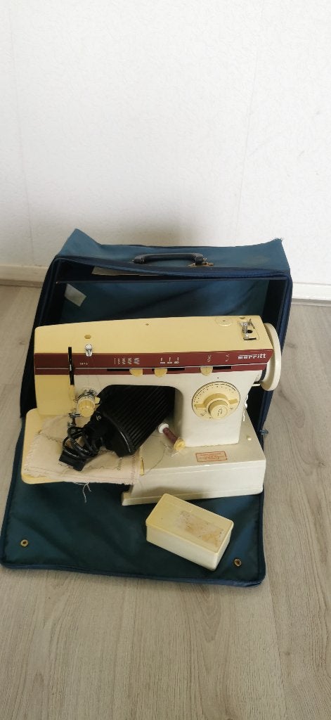 Naaimachine merritt 1873 werkt goed, Ophalen of Verzenden, Zo goed als nieuw, Naaimachine, Overige merken