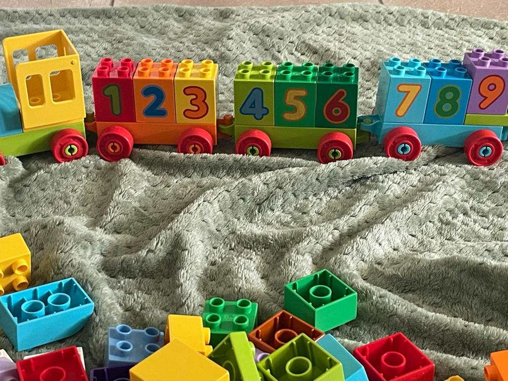 Grote Duplo collectie: trein, auto's, figuren en blokken, Kinderen en Baby's, Speelgoed | Bouwstenen, Ophalen, Zo goed als nieuw