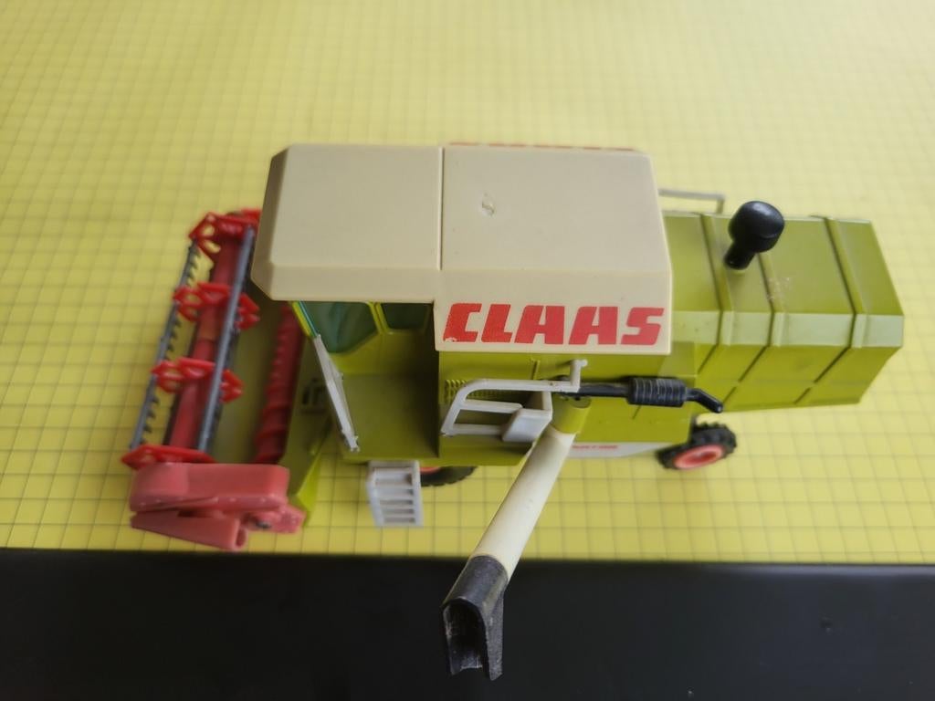 CLAAS DOMINATOR combine., Hobby en Vrije tijd, Modelauto's | 1:32, Gebruikt, Tractor of Landbouw, Overige merken, Ophalen of Verzenden