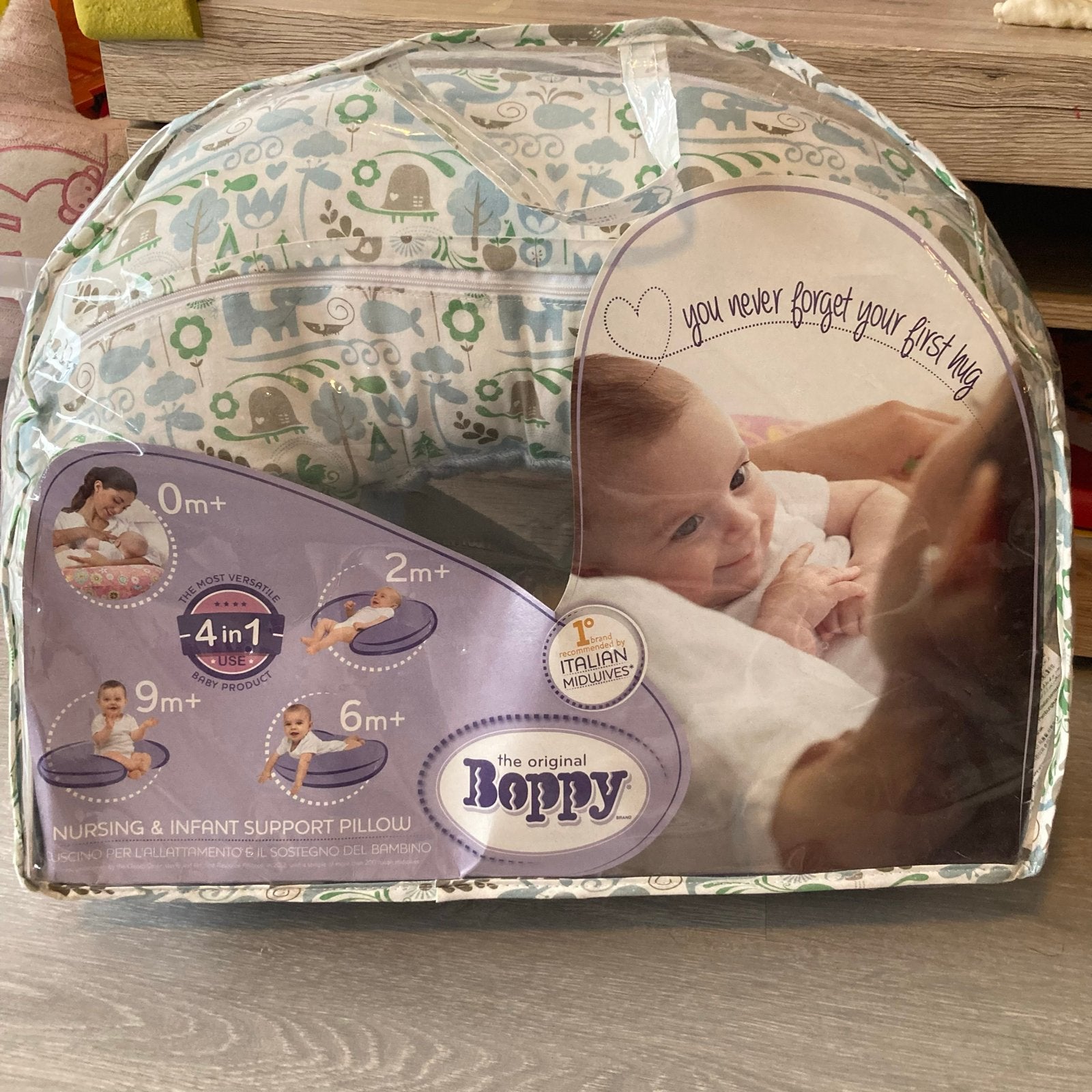 Boppy voedingskussen 4-in-1, Ophalen of Verzenden, Zo goed als nieuw