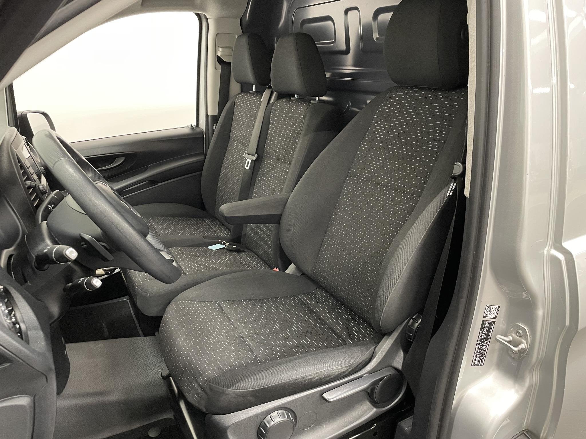 Mercedes-Benz Vito 114 CDI Lang Automaat Airco Cruise contro, Gebruikt, Euro 6, 4 cilinders, 2000 kg