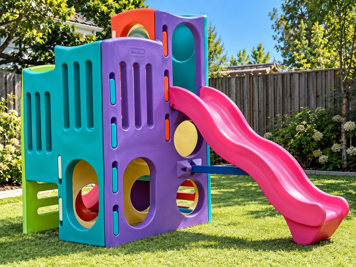 Kleurrijk groot speeltoestel met twee glijbaen, Kinderen en Baby's, Ophalen, Gebruikt, Glijbaan