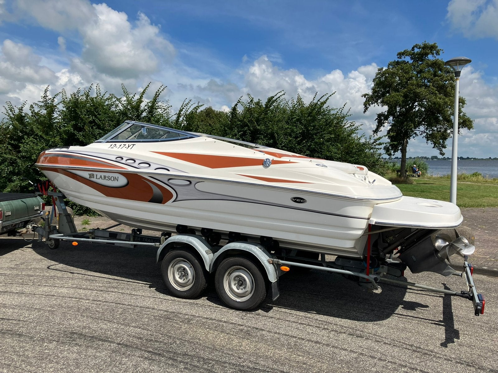 Larson Senza Volvo Penta 5.0 GXi V8 DuoProp Bowrider, Watersport en Boten, Motorboten en Motorjachten, Ophalen, 270 pk, Binnenboordmotor