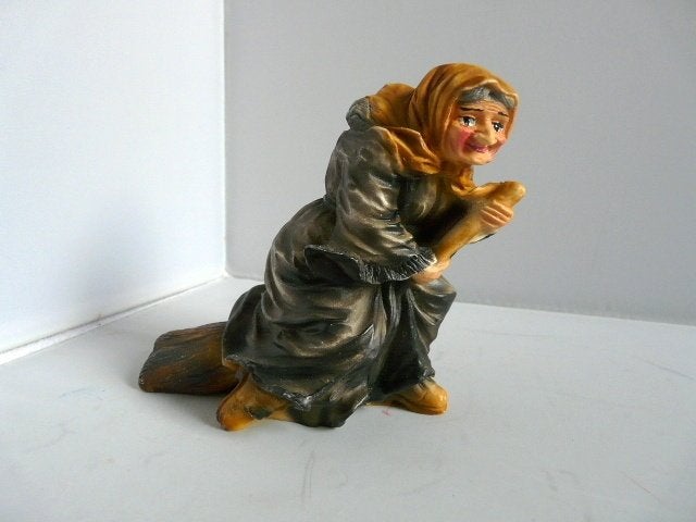 Vintage Heks Beeldje op Bezem - Decoratief Figuur, Ophalen of Verzenden, Zo goed als nieuw, Fantasy