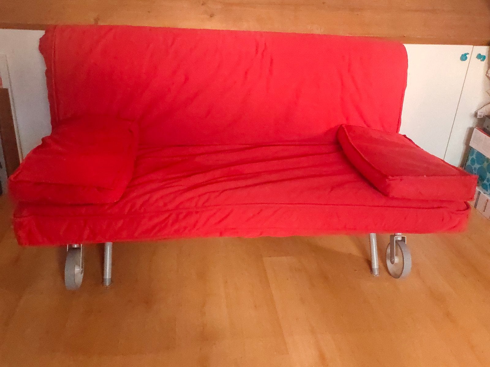 IKEA PS Havet rood 2-zits slaapbank met luxe matras z.g.a.n., Huis en Inrichting, Slaapkamer | Slaapbanken, Tweepersoons, Ophalen of Verzenden