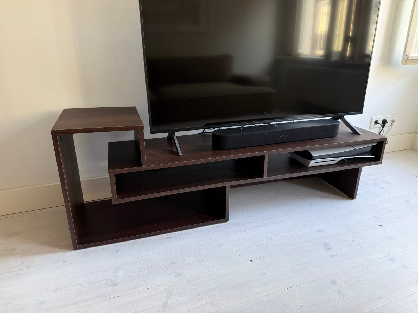 Strak houten tv meubel Ikea, Ophalen, Zo goed als nieuw, 25 tot 50 cm, Minder dan 100 cm