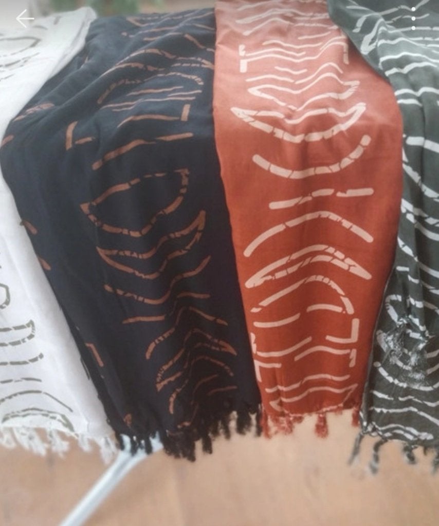 Pareo, Sarong, omslagdoek. Batik. Nieuw! Handmade. Katoen., Overige typen, Nieuw, Ophalen of Verzenden, Onbekend