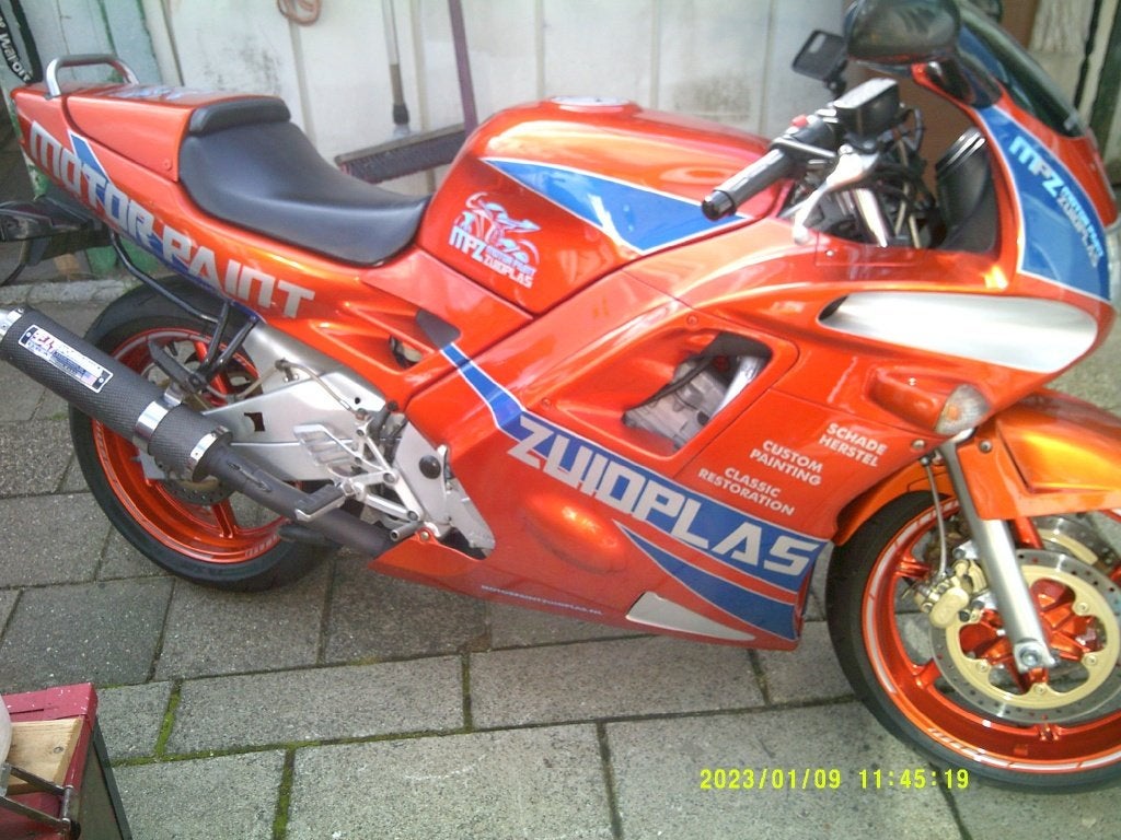 HONDA sport    CBR 600 F, Occasion, 4 cilinders, Cruise Control, 600 cc