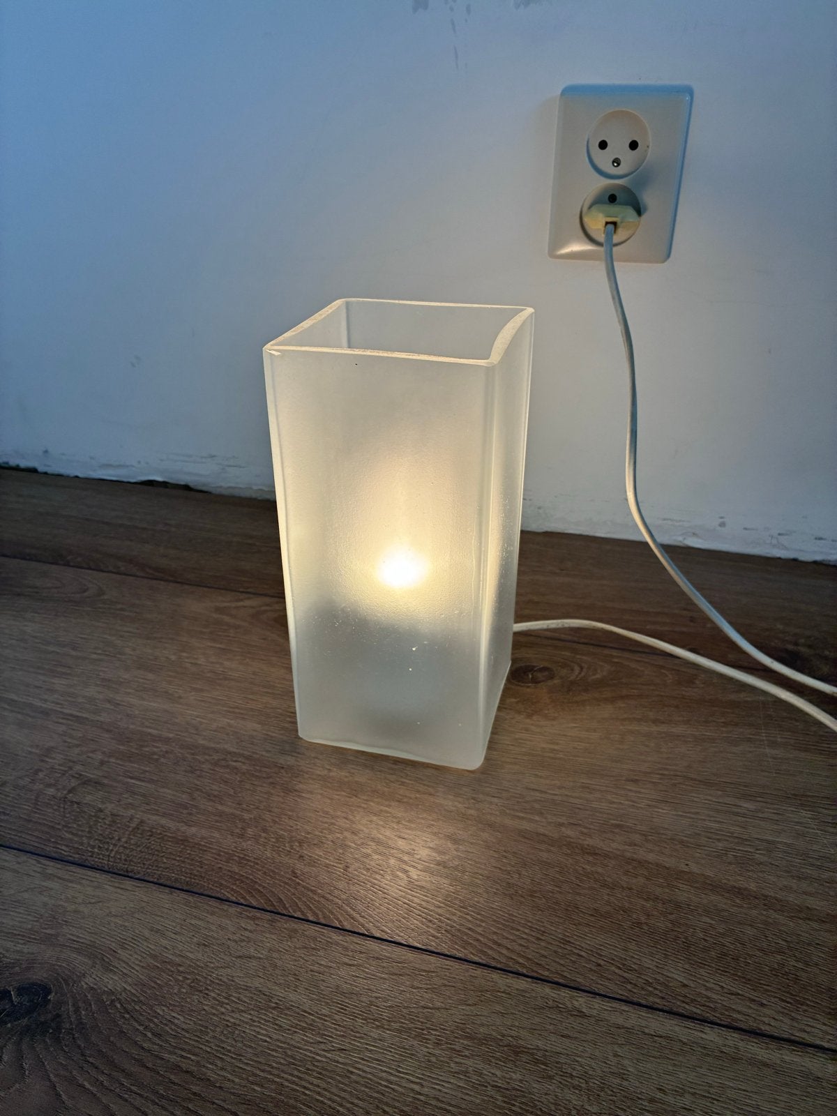 IKEA B0011 Tafellamp - Frosted Glas, Wit, Gebruikt, E14 (klein), IKEA