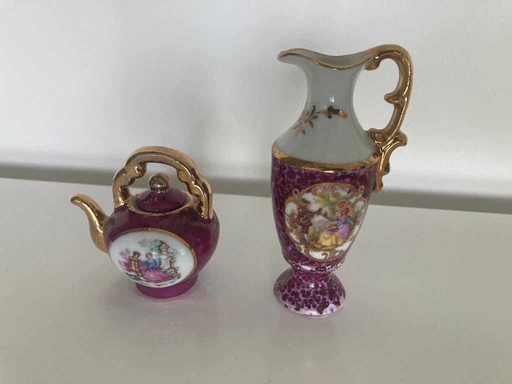 Miniatuur theepot en vaasje - Limoges Frances, Ophalen of Verzenden, Zo goed als nieuw, Porselein, Beeldje(s)