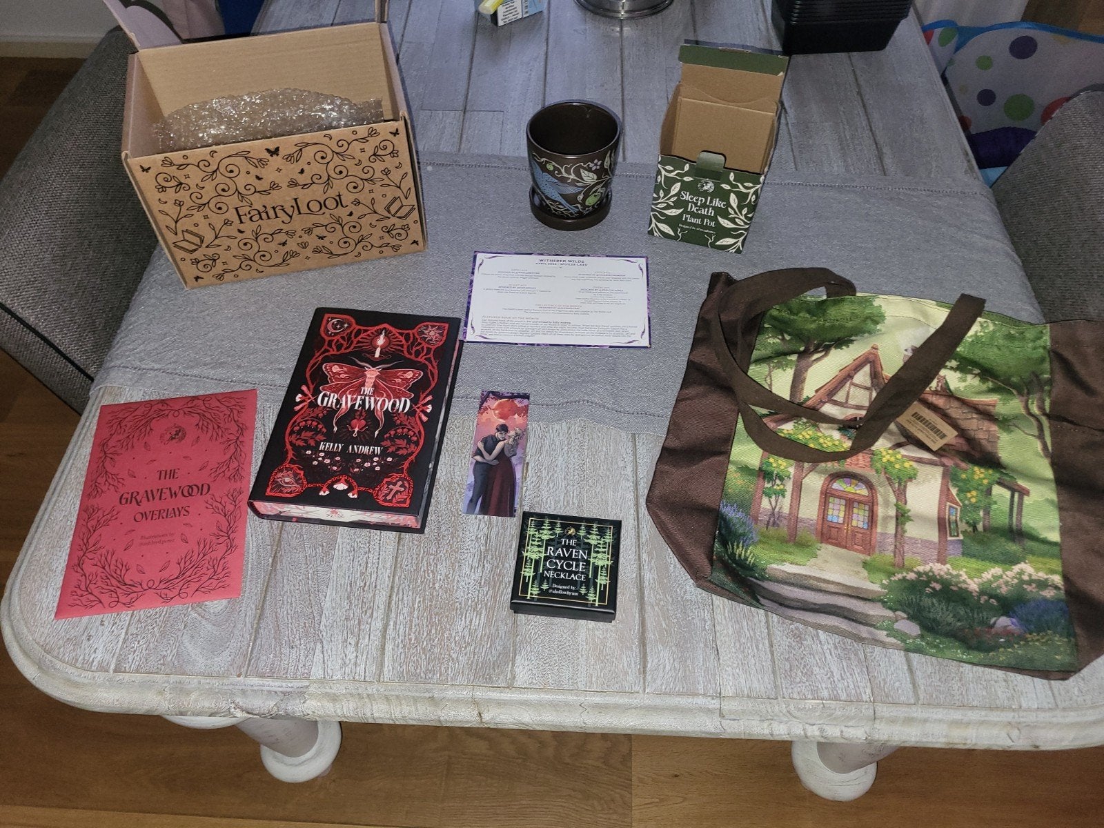 Fairyloot The Gravewood Special Edition Box april 2026, Ophalen of Verzenden