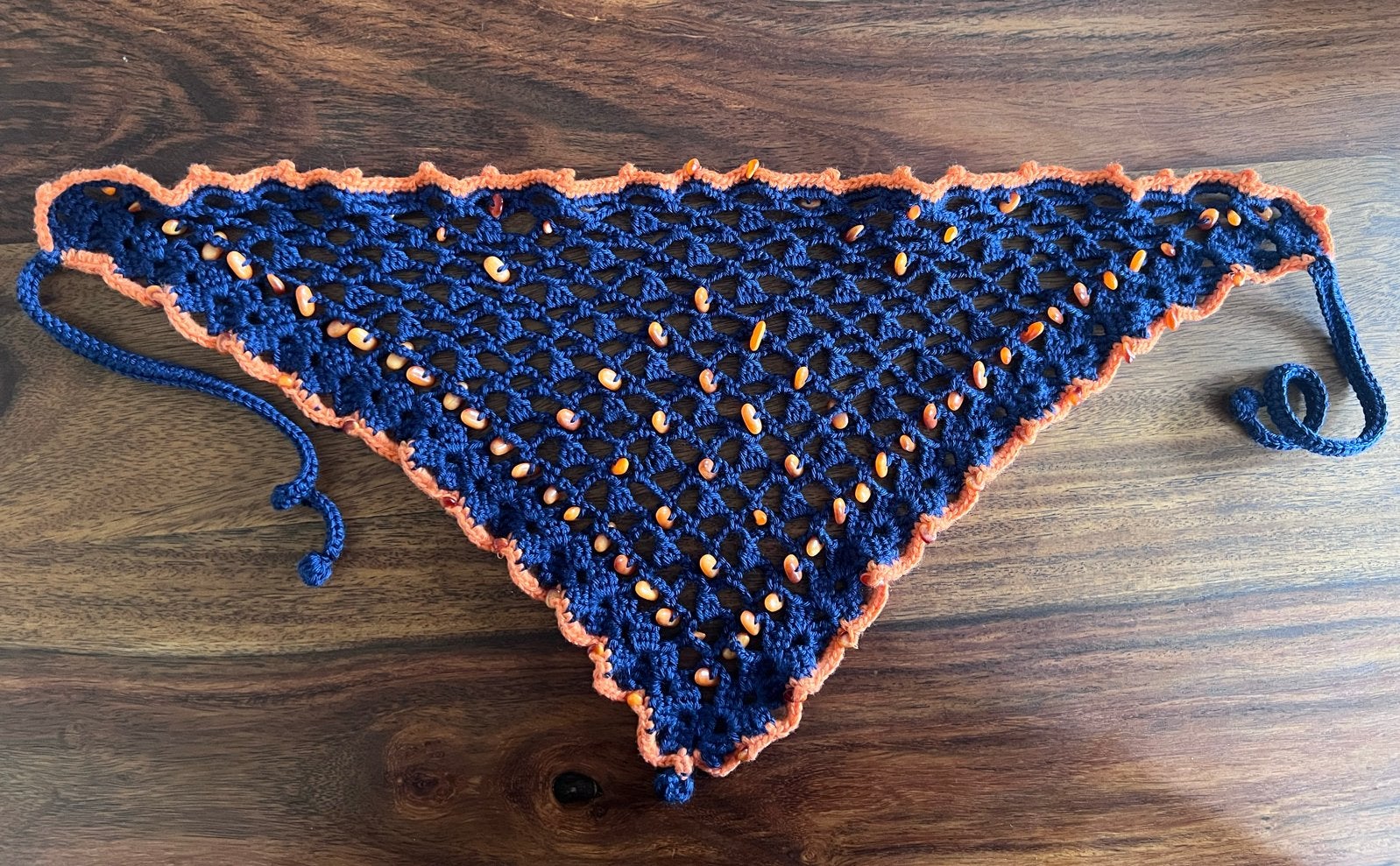 Handgemaakte gehaakte bandana met kralen, Kleding | Dames, Overige Dameskleding, Ophalen of Verzenden, Nieuw