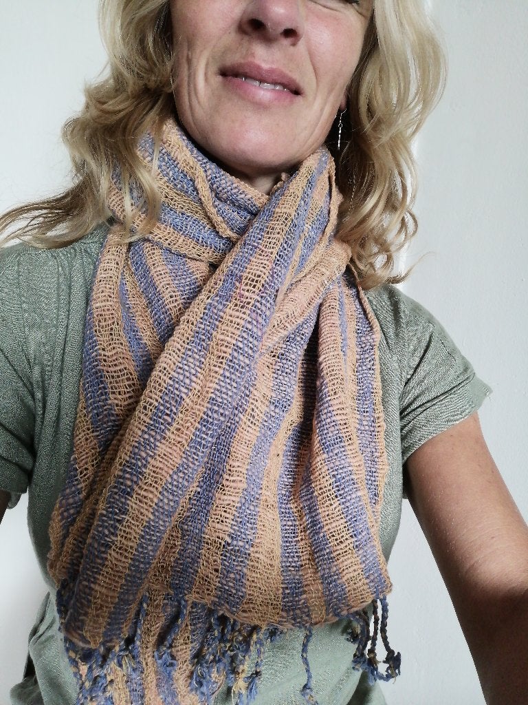 Nieuwe handgemaakte katoenen sjaal blauw/geel gestreept, Ophalen of Verzenden, Nieuw, Maat 46/48 (XL) of groter, Sjaal