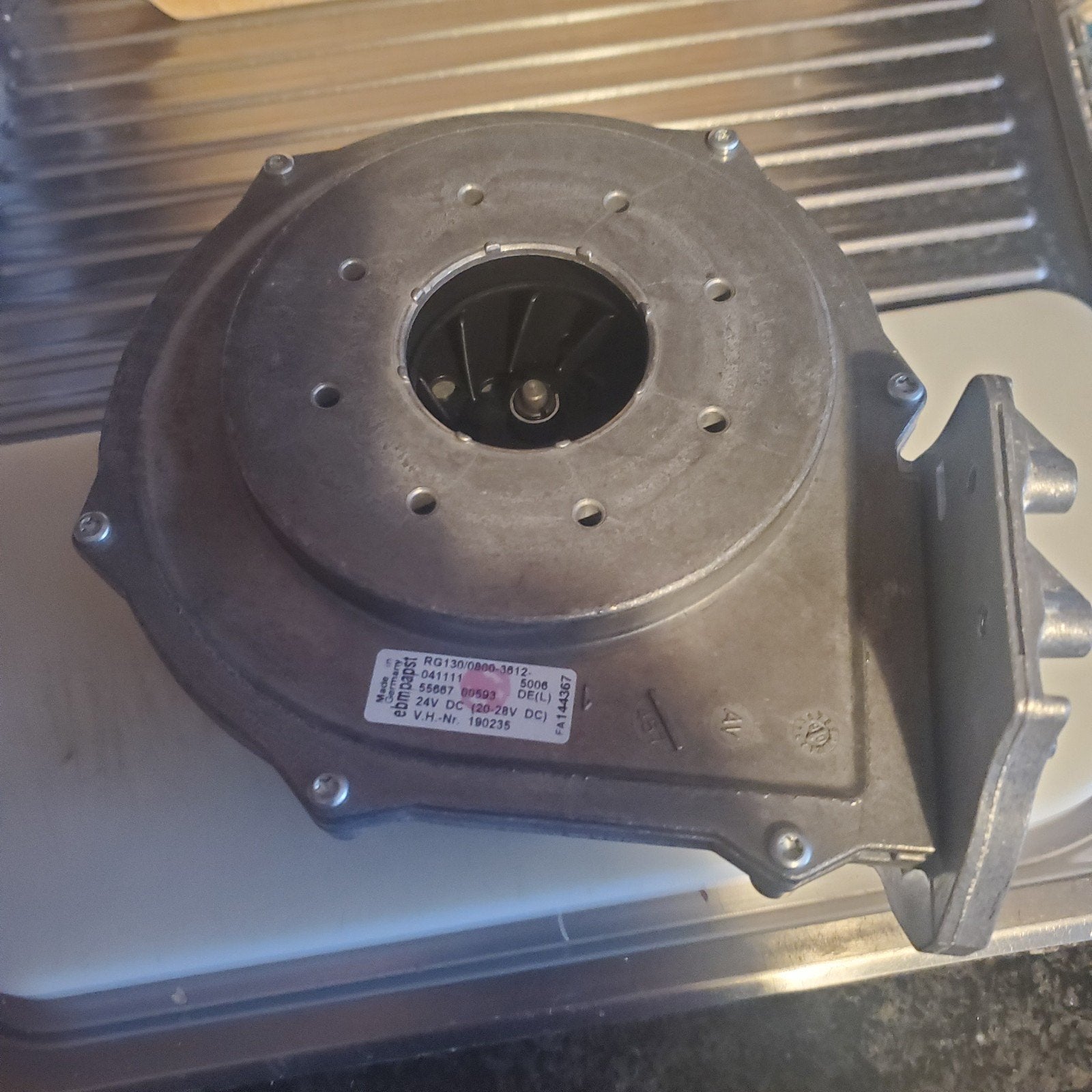 Nieuwe ventilator Vaillant CV ketel Aetikelno 190235, Ophalen of Verzenden, Nieuw, Ventilator