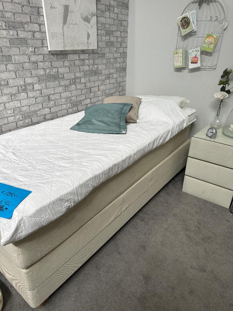 Boxspring 1 persoons WD-028, Ophalen, 90 cm, Eenpersoons, Zo goed als nieuw