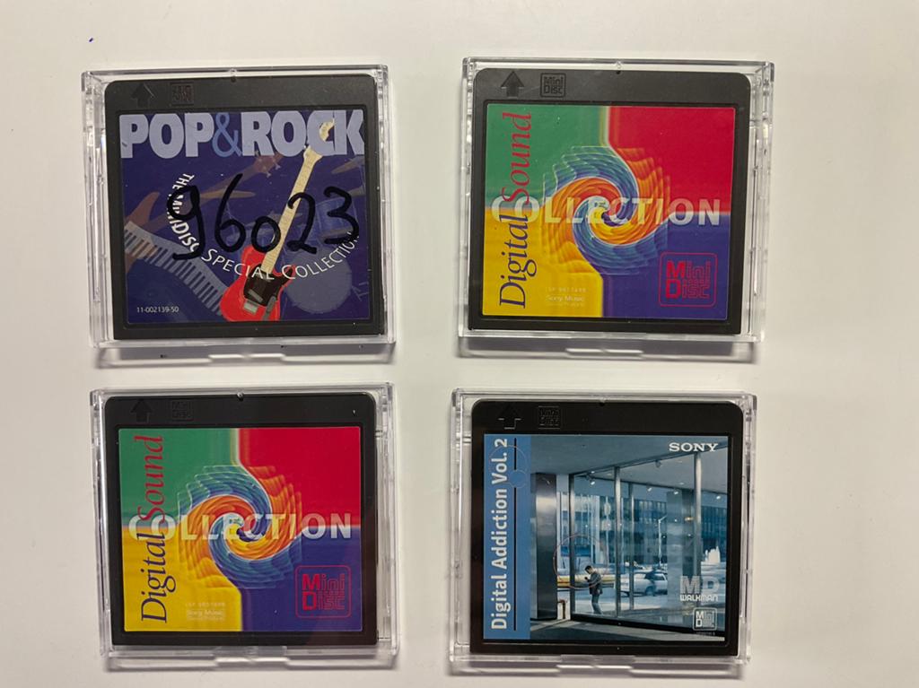 Minidisc’s  4x originele disc’s. € 20,00 per stuk., Ophalen of Verzenden