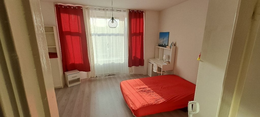 Room for rent (750 all in), Rotterdam