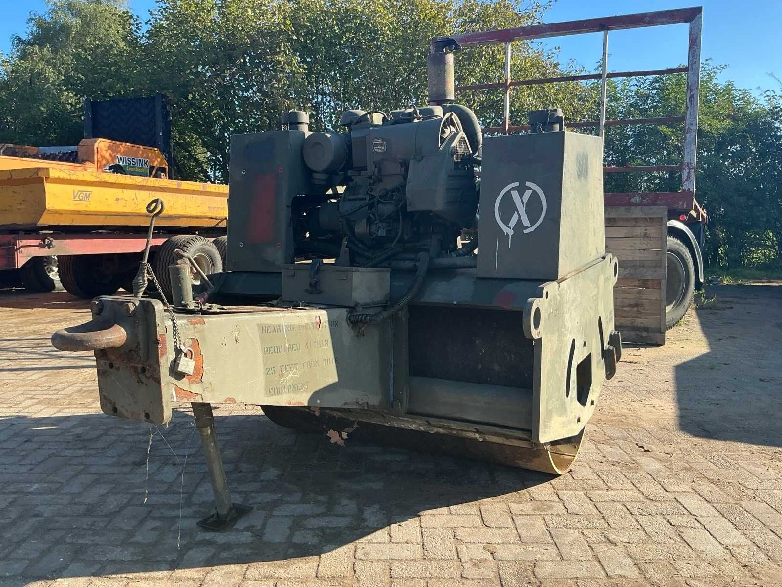 1985 US Army MFR 27401 SM-54 Roller Towed Trilwals