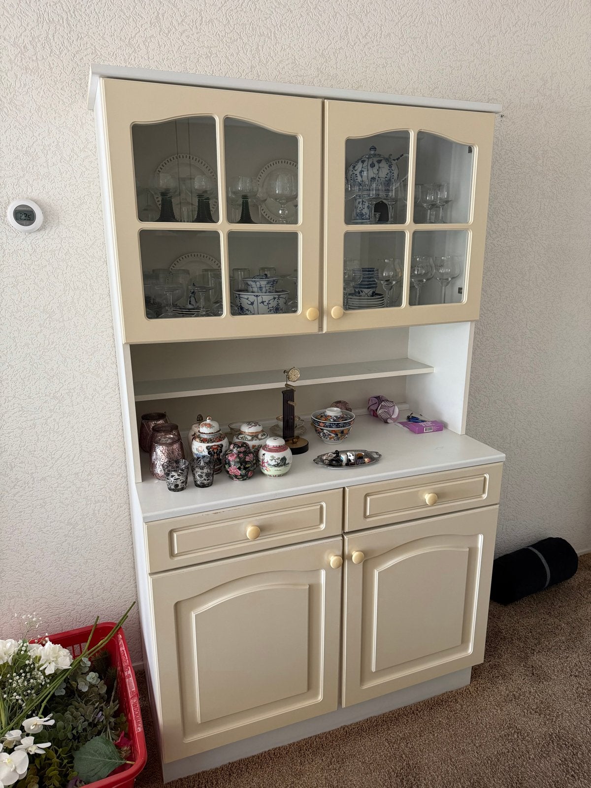 Vintage Retro Space age Crèmekleurige buffet- servies-kast, Ophalen, Gebruikt, 100 tot 150 cm, Glas