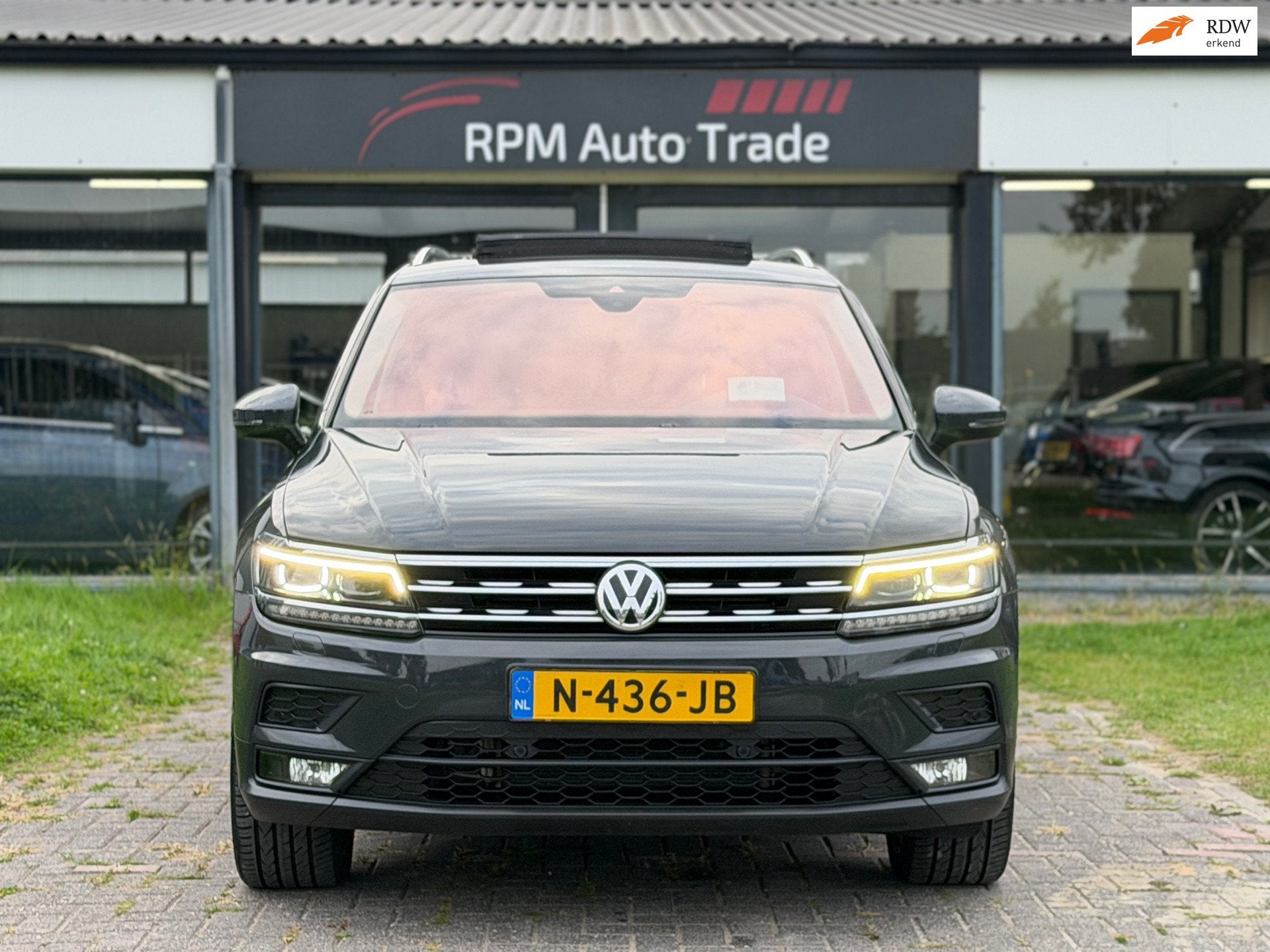 Volkswagen Tiguan 2.0 TSI 4Motion Highline/Pano/Trekh/20LM/C, Automaat, Gebruikt, Euro 6, 4 cilinders