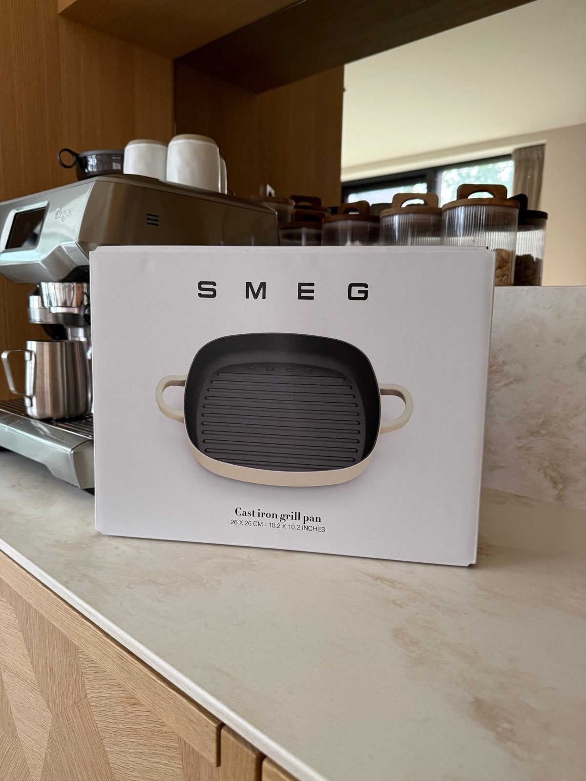 SMEG Cast Iron Grill Pan 26 cm – nieuw in doos, Gietijzer, Overige typen, Nieuw, Ophalen of Verzenden