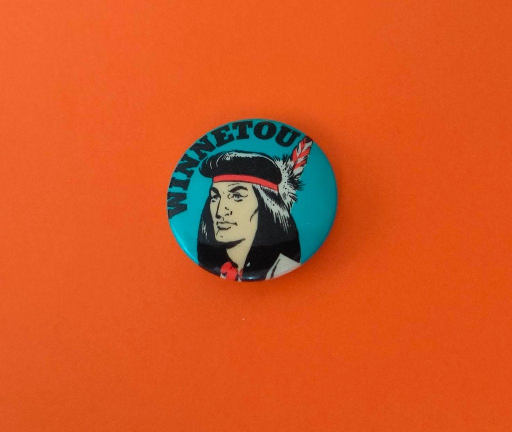 Button Winnetou, Verzamelen, Speldjes, Pins en Buttons, Ophalen of Verzenden, Zo goed als nieuw, Overige onderwerpen, Button