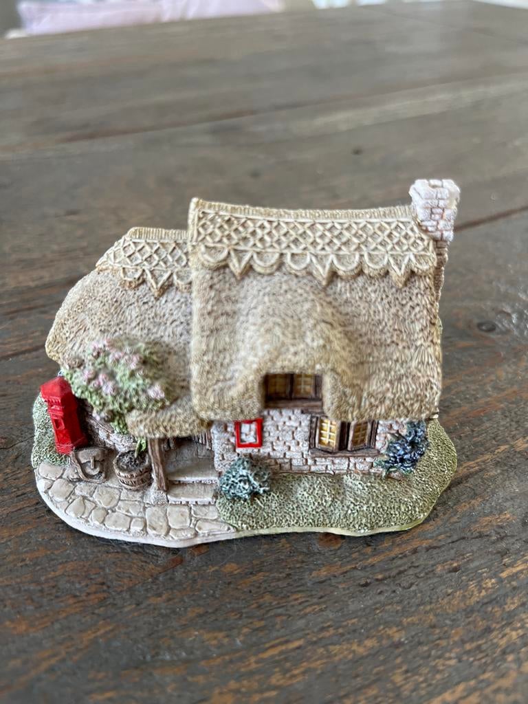 Lilliput Lane Huisje met rieten dak en brievenbus, Ophalen of Verzenden, Zo goed als nieuw