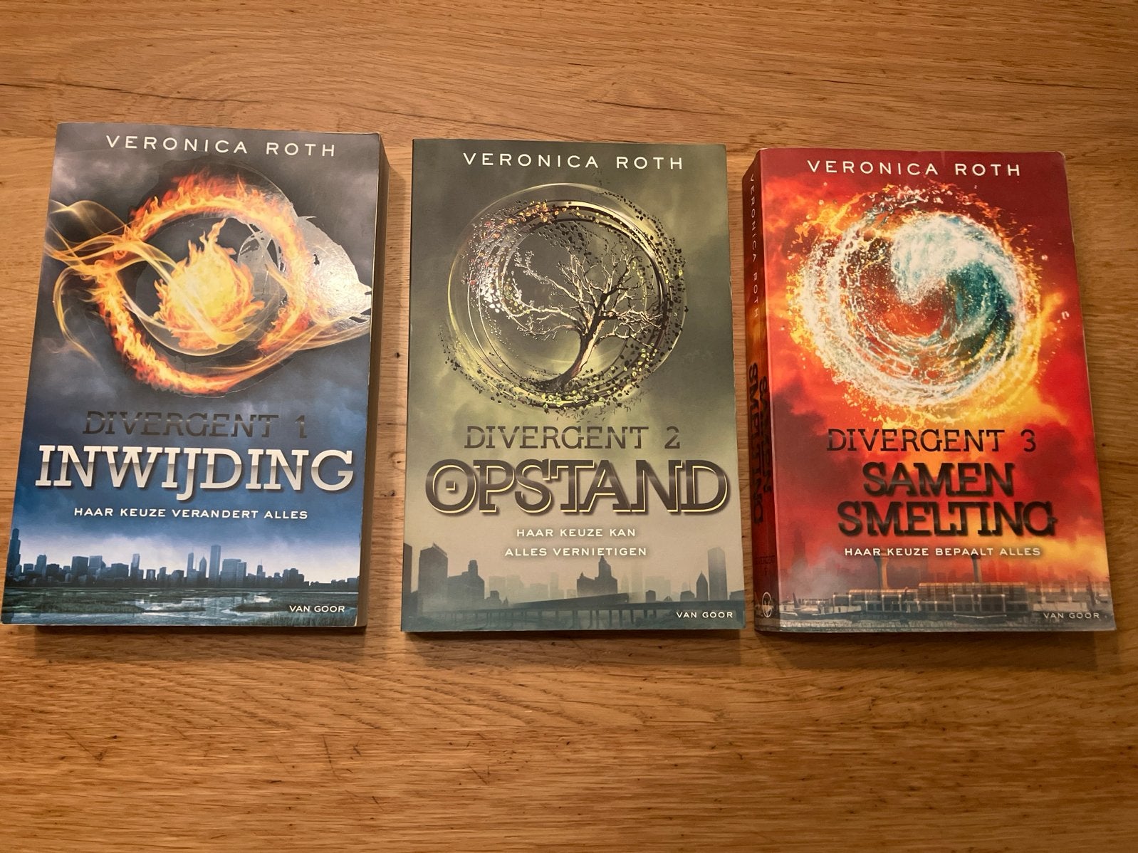 Divergent trilogie - Inwijding, Opstand, Samensmelting, Boeken, Ophalen of Verzenden
