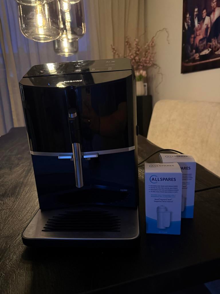 Siemens EQ300 Volautomatische Koffiemachine, Ophalen, 10 kopjes of meer, Koffiemachine, Koffiebonen