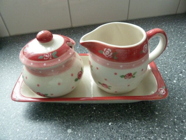 Melkkannetje + Suikerpotje Froukje (Roomsetje), Overige typen, Nieuw, Ophalen of Verzenden, Overige stijlen