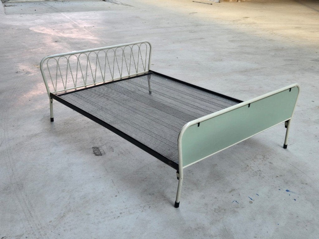 Twijfelaar vintage bed, Ophalen