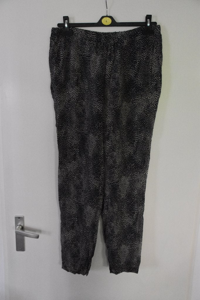 leuke nieuwe soepele broek maat 44 Promiss, Promiss, Zwart, Maat 42/44 (L), Ophalen of Verzenden