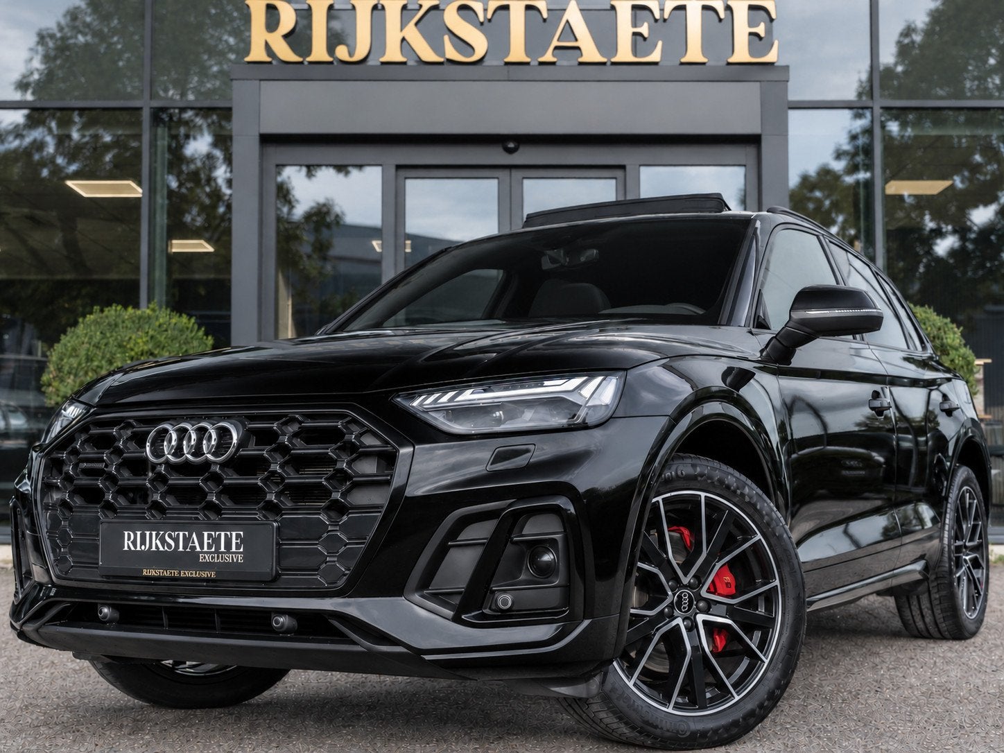 Audi Q5 50 TFSI e S-Line Competition|PANO|B&O|CAM|APP|SFEER, Auto's, Automaat, Dealer onderhouden, Zwart, 4 cilinders