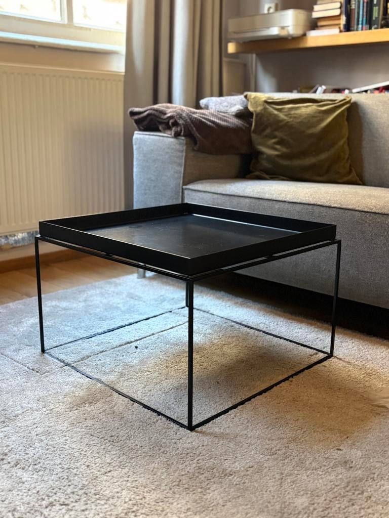 Hay Tray zwarte tafel 60X60 cm, Huis en Inrichting, Tafels | Salontafels, Ophalen, Gebruikt, 50 tot 100 cm, 50 tot 100 cm