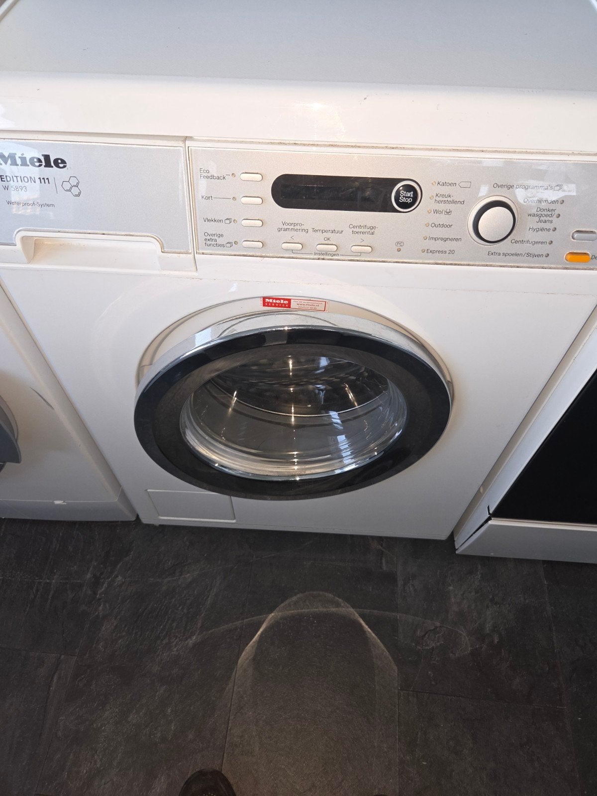 Miele W1713 Edition 111 Wasmachine - Zo goed als nieuw, Ophalen, Wolwasprogramma, Zo goed als nieuw, Voorlader