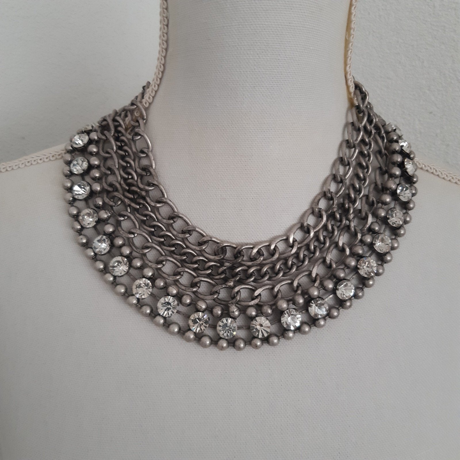 Jimmy Choo Limited Edition Metal Collier, Overige materialen, Nieuw, Ophalen of Verzenden, Zilver