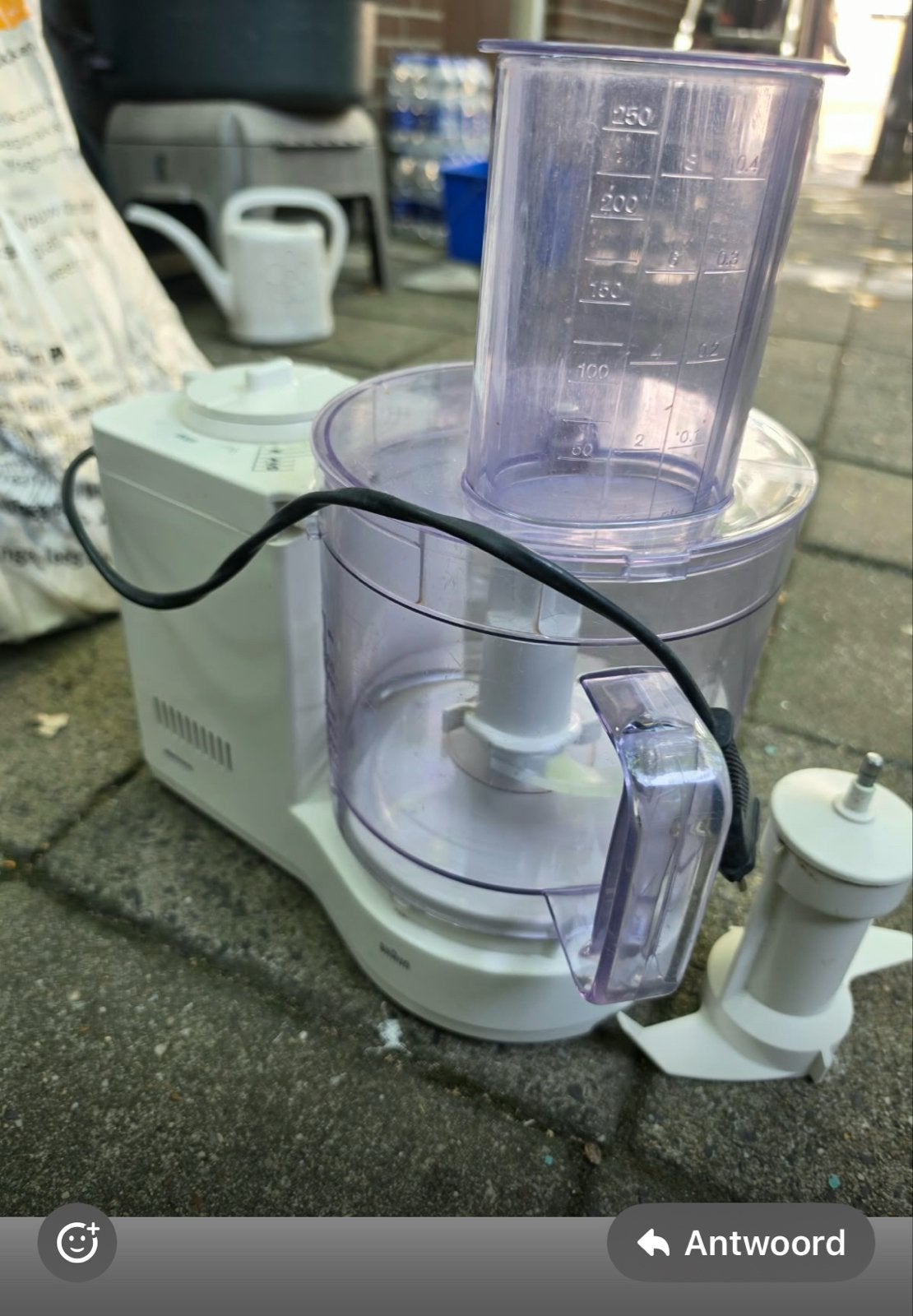 Braun Keukenmachine - Foodprocessor met maatbeker, 1 tot 2 liter, Ophalen, Gebruikt, 2 snelheden